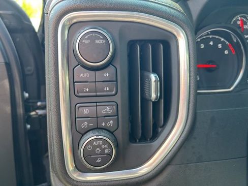 Used 2022 Chevrolet Silverado 1500 LT Trail Boss w/ Safety Package AWD/4WD image 6