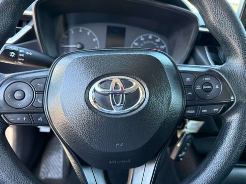 Used 2024 Toyota Corolla LE FWD image 23