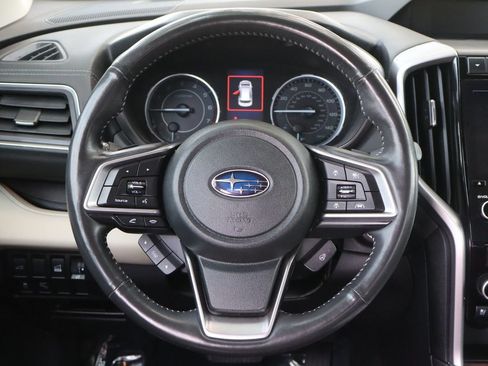 Used 2019 Subaru Ascent Touring AWD/4WD image 18