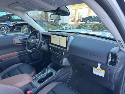 New 2025 Ford Bronco Sport Outer Banks w/ Outer Banks Tech Package+ image 28