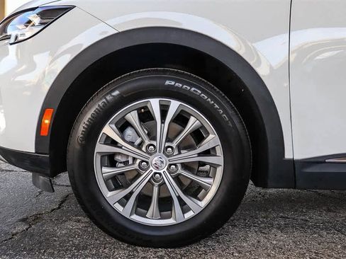 Used 2023 Buick Envision Preferred image 11