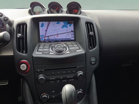Used 2019 Nissan 370Z NISMO image 22