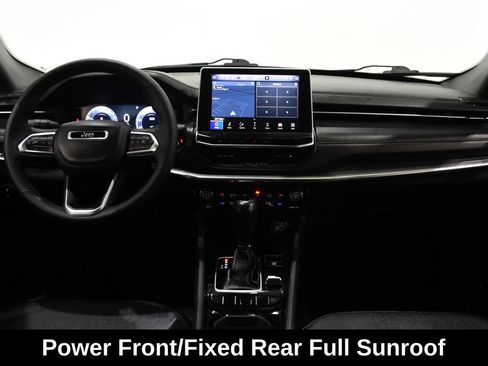 Used 2023 Jeep Compass High Altitude AWD/4WD image 9