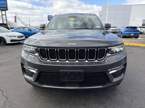Used 2024 Jeep Grand Cherokee Limited AWD/4WD image 9