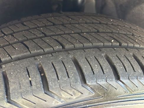 Certified 2023 Chrysler Pacifica Touring-L FWD image 27