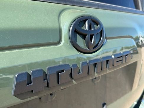 Used 2022 Toyota 4Runner Trail Special Edition AWD/4WD image 13