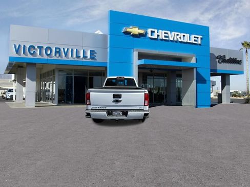 Used 2017 Chevrolet Silverado 1500 LTZ Z71 w/ LTZ Plus Package AWD/4WD image 7