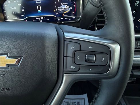 Used 2024 Chevrolet Silverado 2500 LTZ w/ LTZ Convenience Package image 25