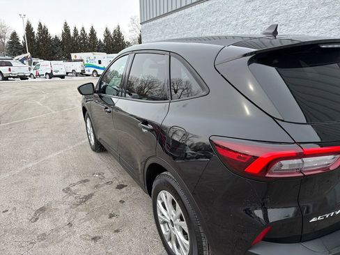 Used 2025 Ford Escape Active image 27