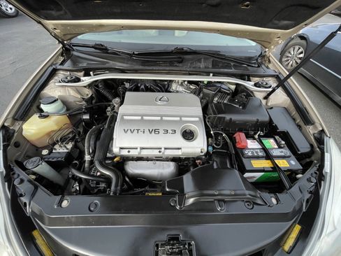 Used 2004 Lexus ES 330 FWD image 29