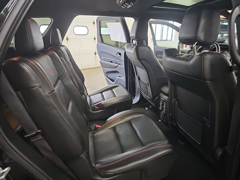 Used 2025 Dodge Durango GT AWD/4WD image 11