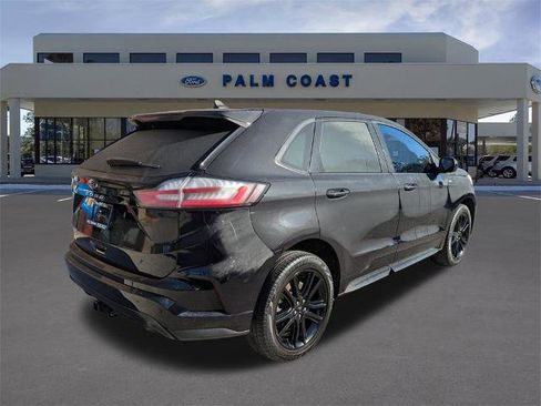 Certified 2024 Ford Edge ST-Line image 3