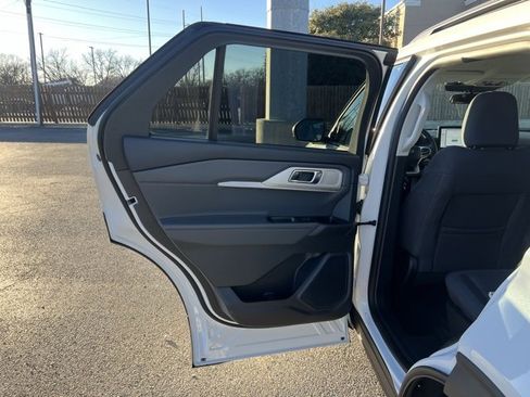 New 2026 Ford Explorer Active image 15