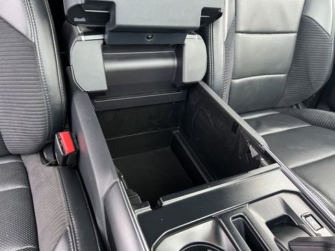 Used 2023 Ford F150 Raptor w/ Raptor Carbon Fibre Package image 22