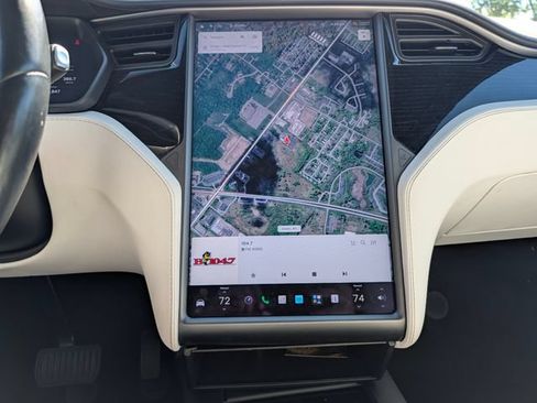 Used 2020 Tesla Model X Long Range AWD/4WD image 19