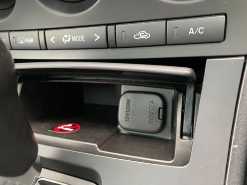 Used 2013 MAZDA MAZDA3 i Touring w/ Preferred Equipment Pkg image 23