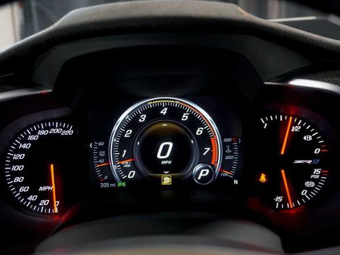Used 2019 Chevrolet Corvette ZR1 RWD image 12