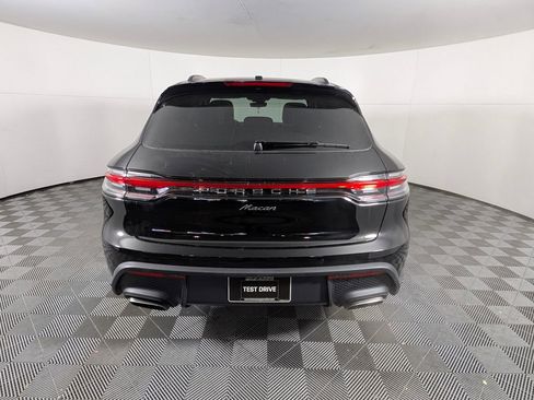 New 2026 Porsche Macan image 4