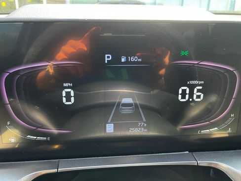 Used 2023 Kia Telluride S image 28