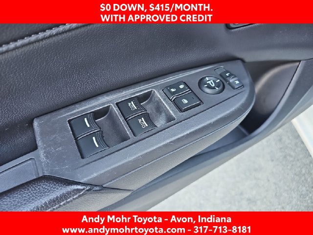 Used 2016 Acura ILX w/ Premium Package FWD image 12