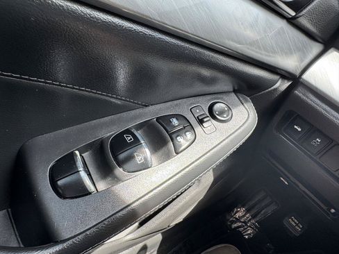 Used 2017 Nissan Maxima 3.5 S FWD image 23