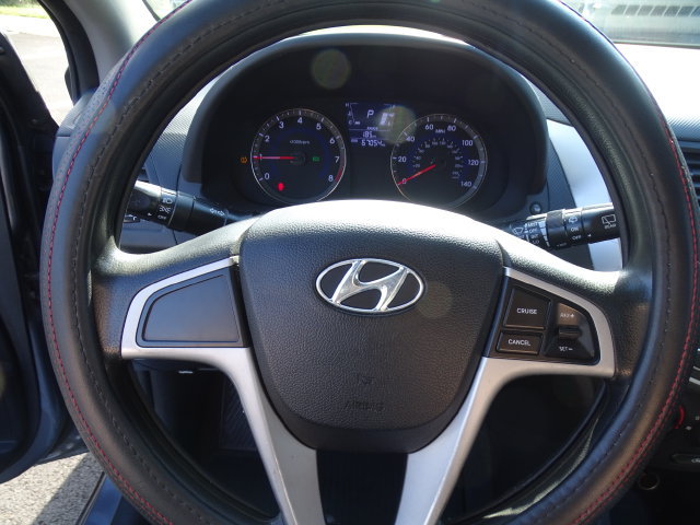 Used 2014 Hyundai Accent GS FWD image 6