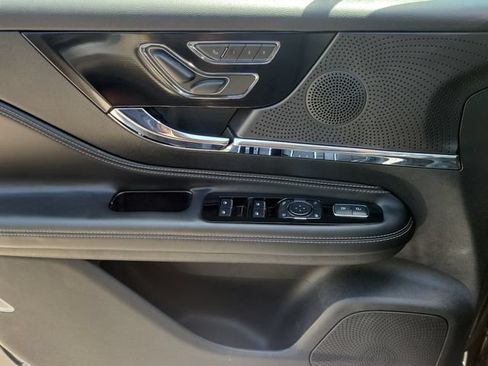 Certified 2025 Lincoln Corsair FWD image 13