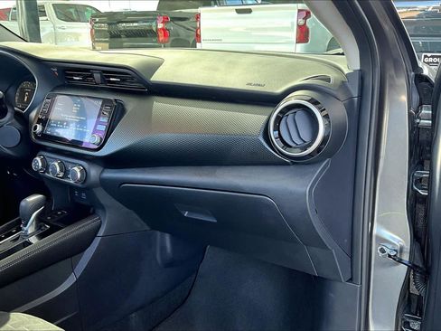 Certified 2024 Nissan Kicks SV image 16