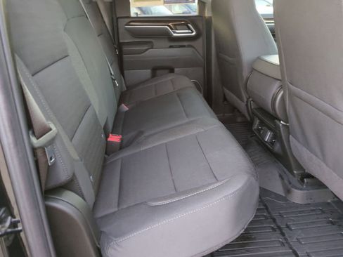 Used 2025 GMC Sierra 2500 SLE image 20