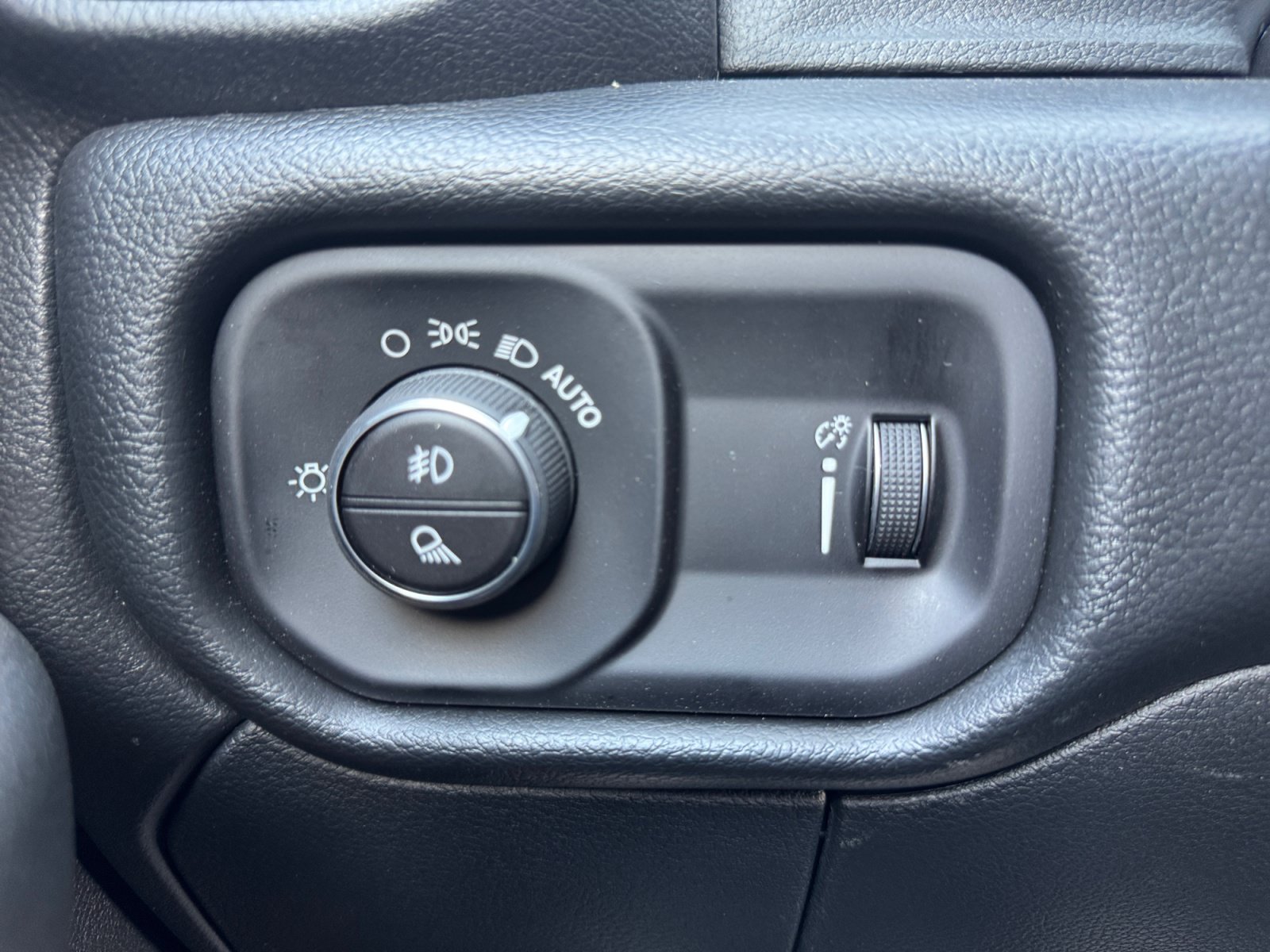 New 2027 RAM 2500 Tradesman AWD/4WD image 32