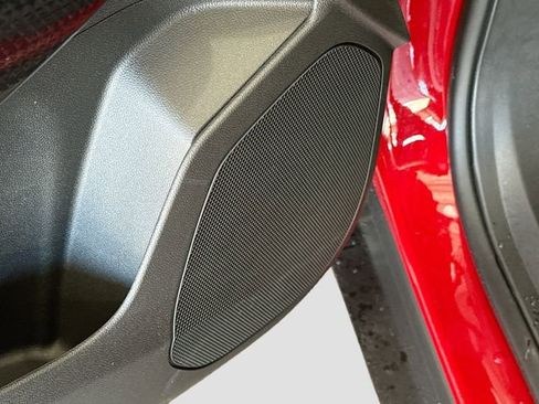 New 2026 Chevrolet Trax RS w/ Driver Confidence Package image 19