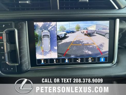 Used 2021 GMC Yukon XL Denali w/ Denali Premium Package AWD/4WD image 19