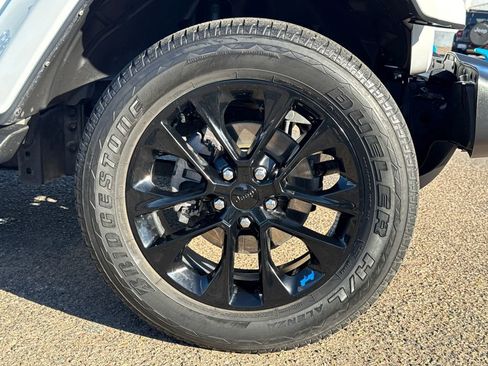 Certified 2023 Jeep Wrangler Unlimited Sahara image 7