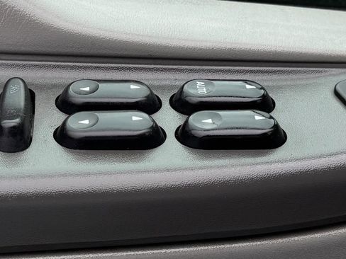 Used 2002 Ford F350 4x4 Crew Cab Super Duty image 16