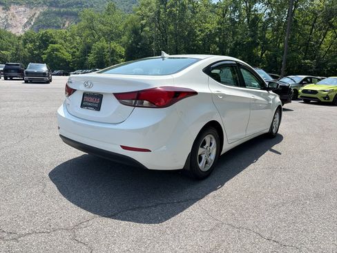 Used 2014 Hyundai Elantra SE FWD image 7