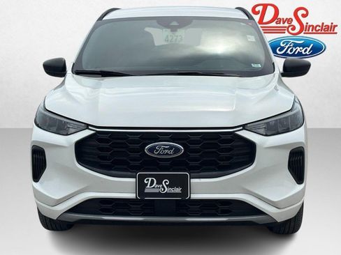 Used 2024 Ford Escape ST-Line w/ Tech Pack #1 FWD image 2