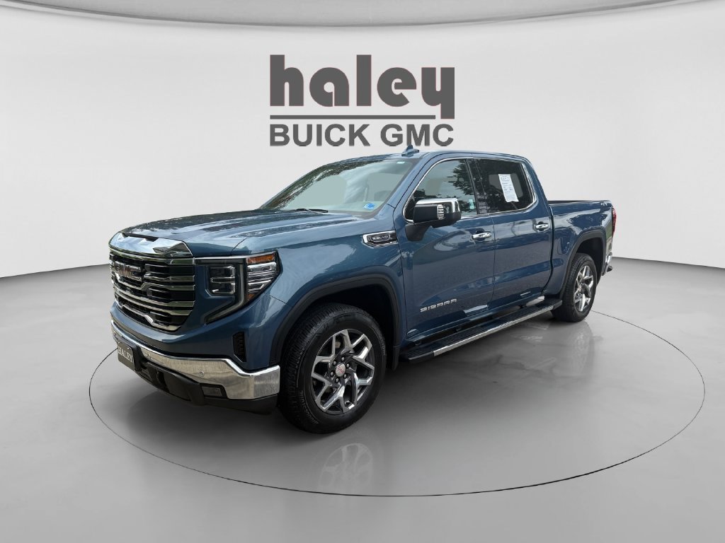 Used 2024 GMC Sierra 1500 SLT w/ SLT Premium Plus Package AWD/4WD image 1