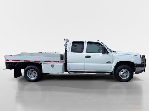 Used 2005 Chevrolet Silverado 3500 LS w/ Heavy-Duty Power Package image 7