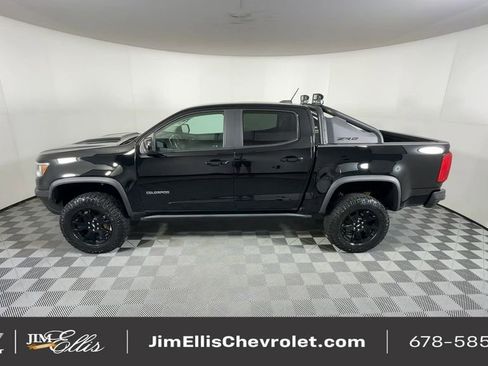 Used 2020 Chevrolet Colorado ZR2 w/ ZR2 Midnight Special Edition image 6
