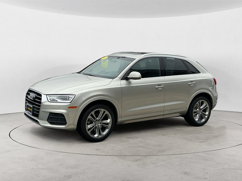 Used 2017 Audi Q3 2.0T Premium Plus w/ Premium Plus Package AWD/4WD image 1