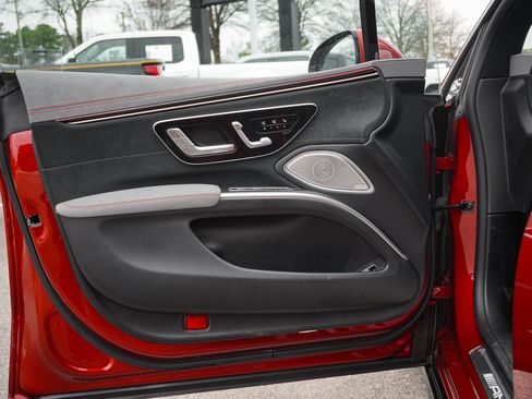 Used 2022 Mercedes-Benz EQS AMG 4MATIC image 14