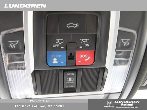 Used 2023 RAM 1500 Laramie AWD/4WD image 30