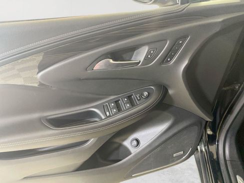 Used 2020 Buick Envision Premium AWD/4WD image 12