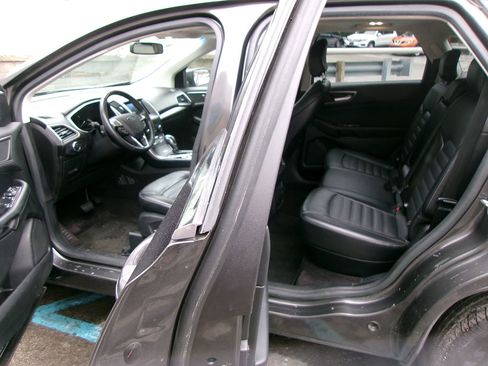 Used 2017 Ford Edge SEL w/ Equipment Group 201A image 14