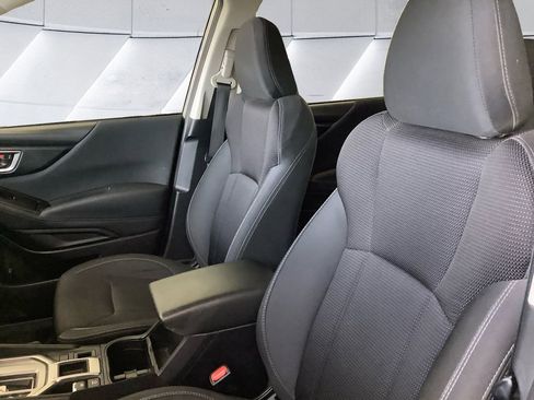 Used 2021 Subaru Forester AWD/4WD image 8