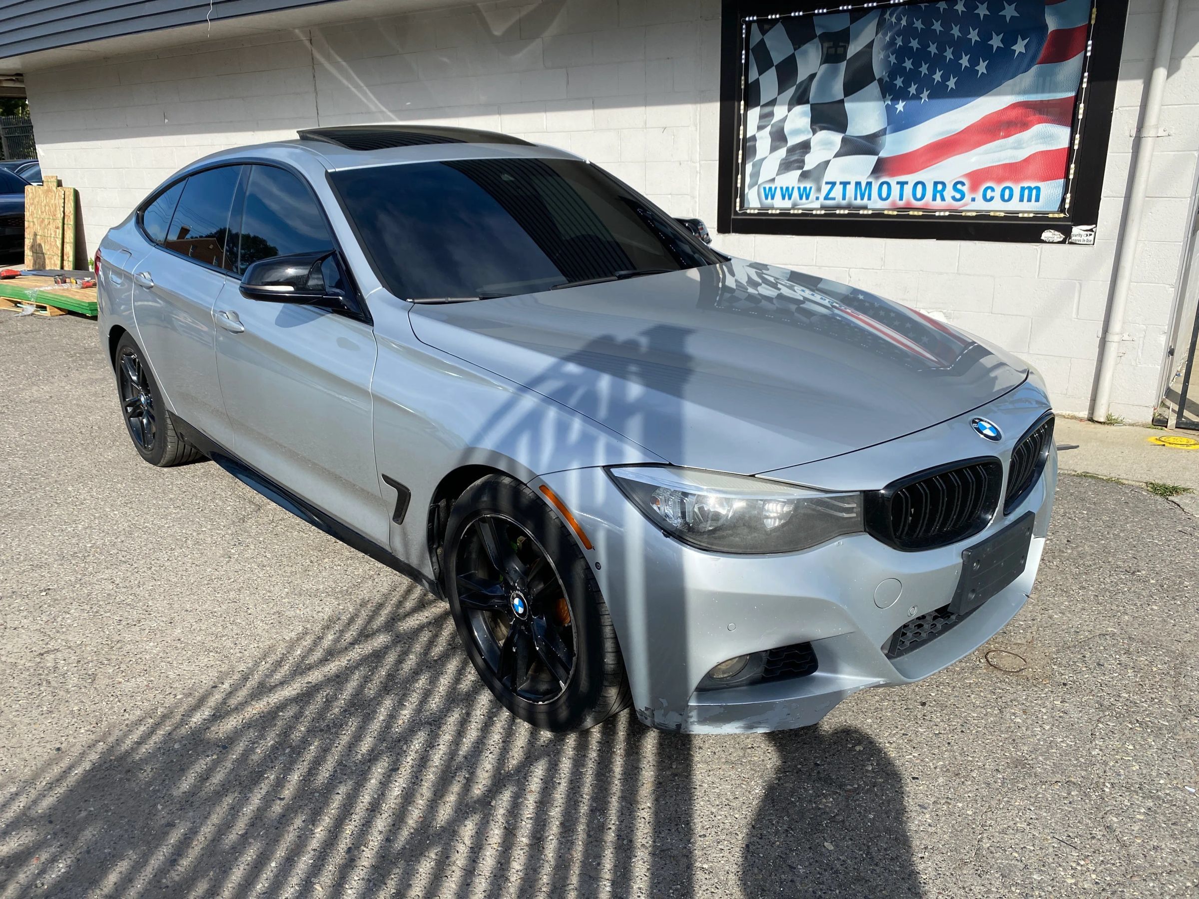 Used 2016 BMW 328i Gran Turismo xDrive AWD/4WD image 1