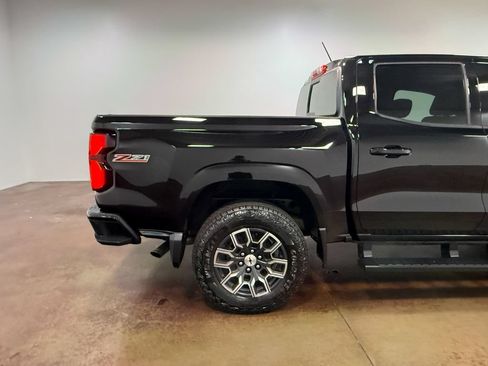 Used 2023 Chevrolet Colorado Z71 w/ Z71 Convenience Package 2 AWD/4WD image 34