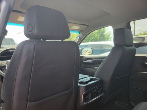 Used 2023 GMC Sierra 1500 SLT w/ SLT Premium Package RWD image 22