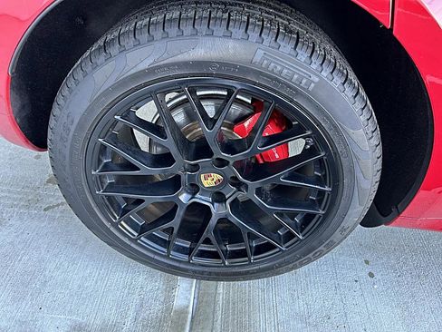 Used 2018 Porsche Macan GTS image 30