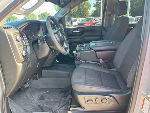 Used 2025 Chevrolet Silverado 2500 Custom w/ Custom Value Package AWD/4WD image 14